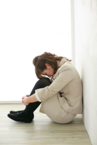 神戸市須磨区はくの接骨院　頭痛　女性